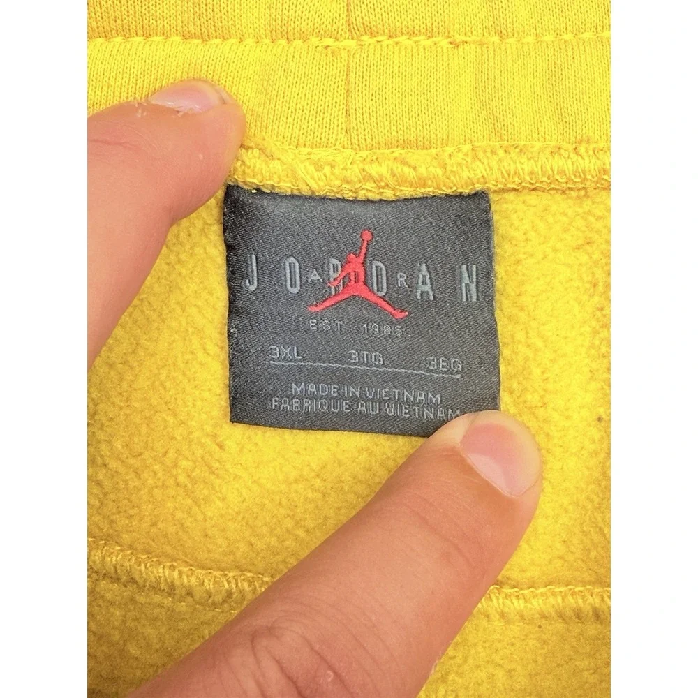 Jordan garment approximate
